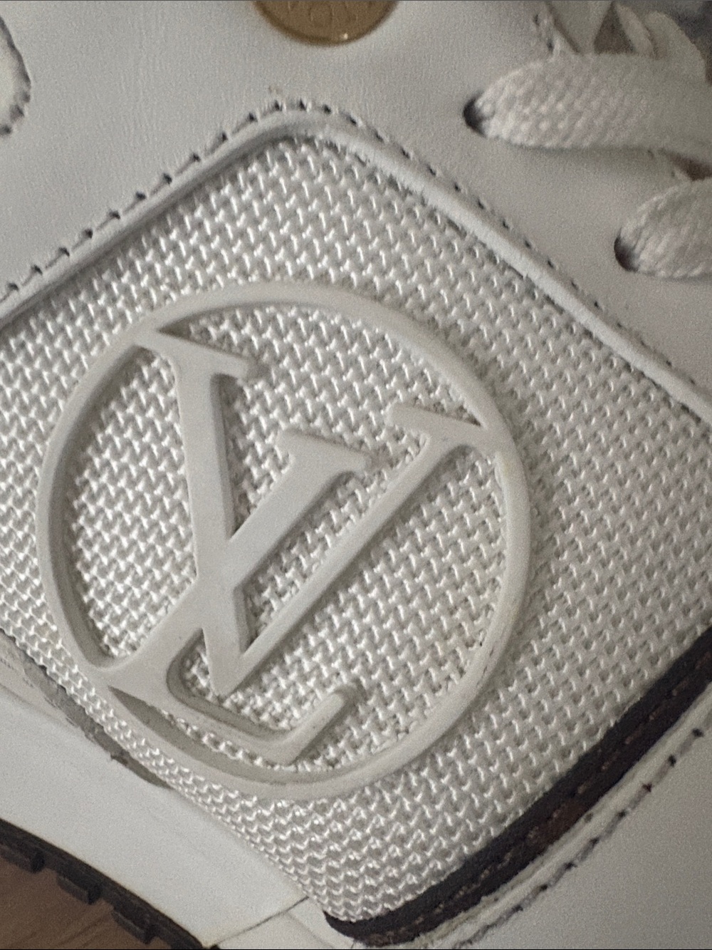 Louis Vuitton Runaway Sneakers 🔥 - Picture 12 of 15